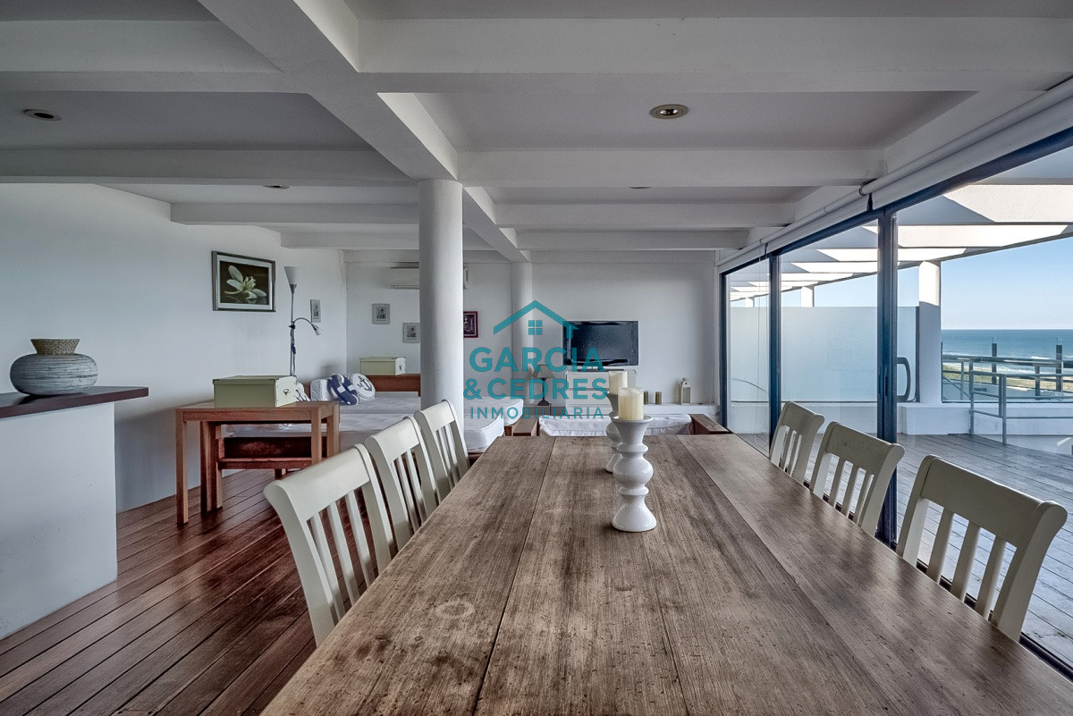 Apartamento ID.456 - Hermoso penthouse con una ubicación privilegiada de la brava 