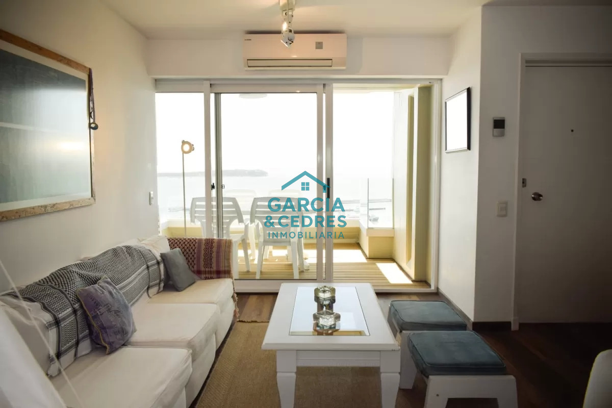 Apartamento ID.459 - Departamento de 3 dormitorios + dep. en venta en Edif. Fontemar, vista al Puerto