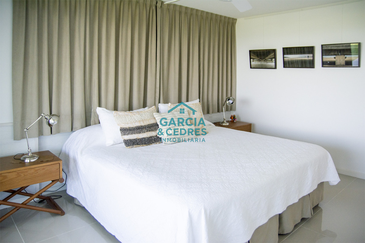 Apartamento ID.449 - En venta apartamento de 3 dormitorios en excelente ubicacion, Pinares Punta del Este