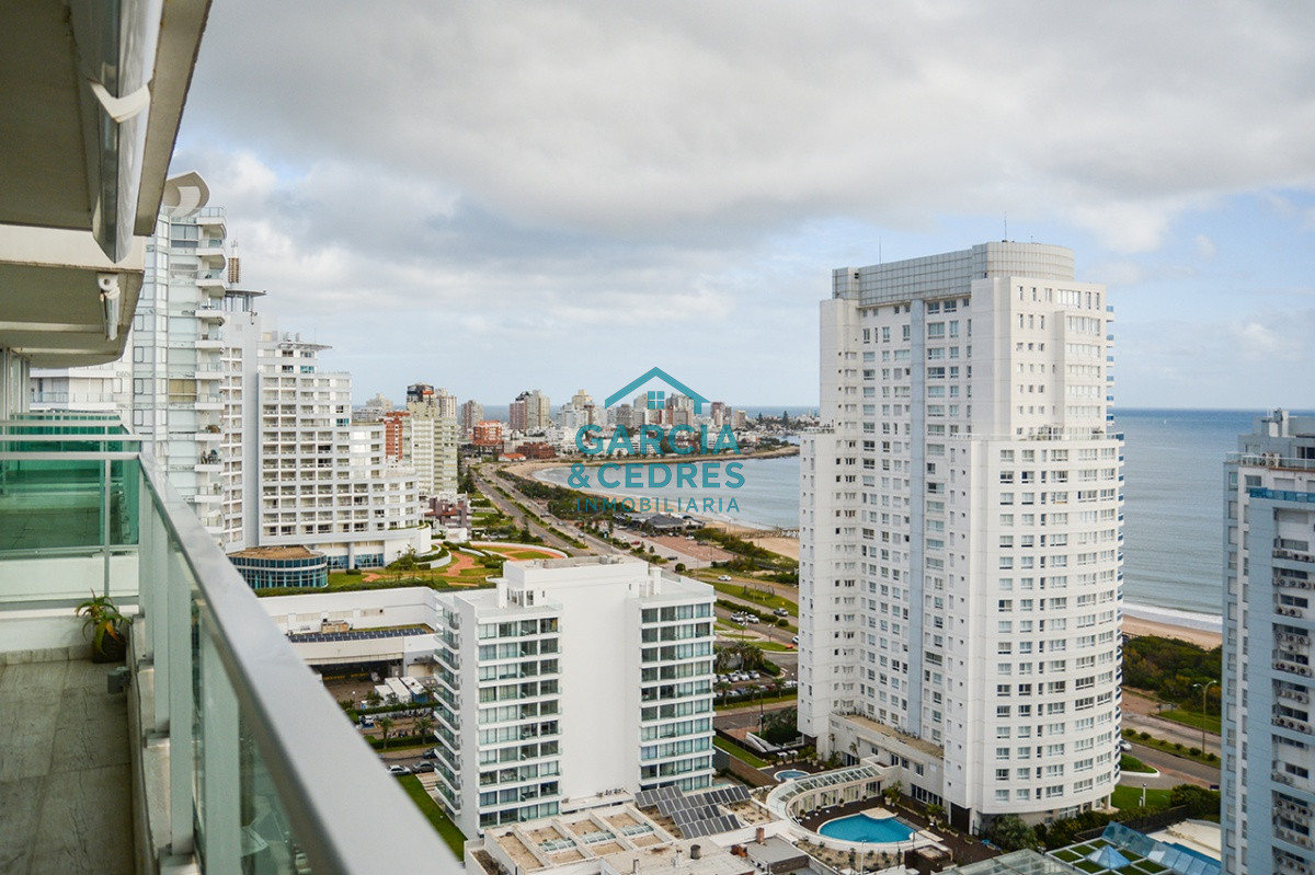 Apartamento ID.461 - Departamento de 3 dormitorios en venta a pasos del mar. Gala Tower