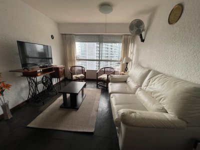 Departamento en venta en Brava - Punta del Este de 1 dormitorio y medio.