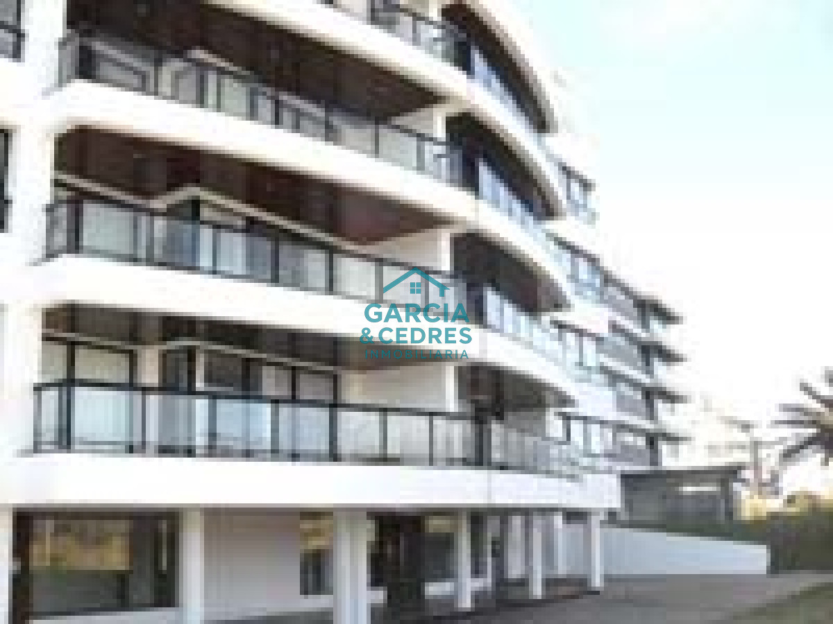 Apartamento ID.456 - Hermoso penthouse con una ubicación privilegiada de la brava 