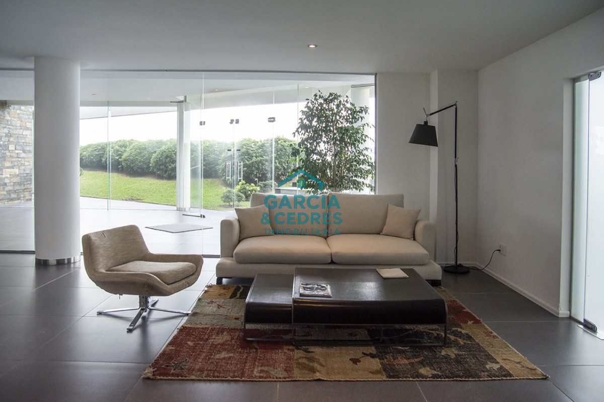 Apartamento ID.466 - Hermoso Departamento en venta en La Peninsula, .