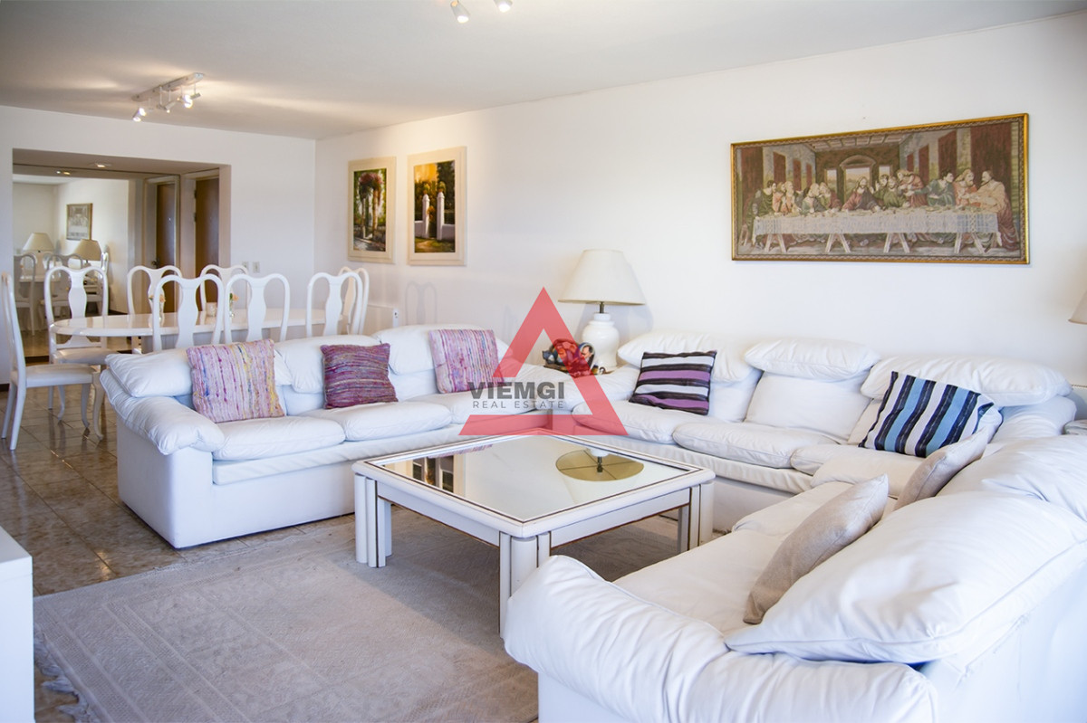 Apartamento ID.262 - APARTAMENTO EN VENTA CON VISTA BRAVA, EXCELENTE CONSTRUCCION