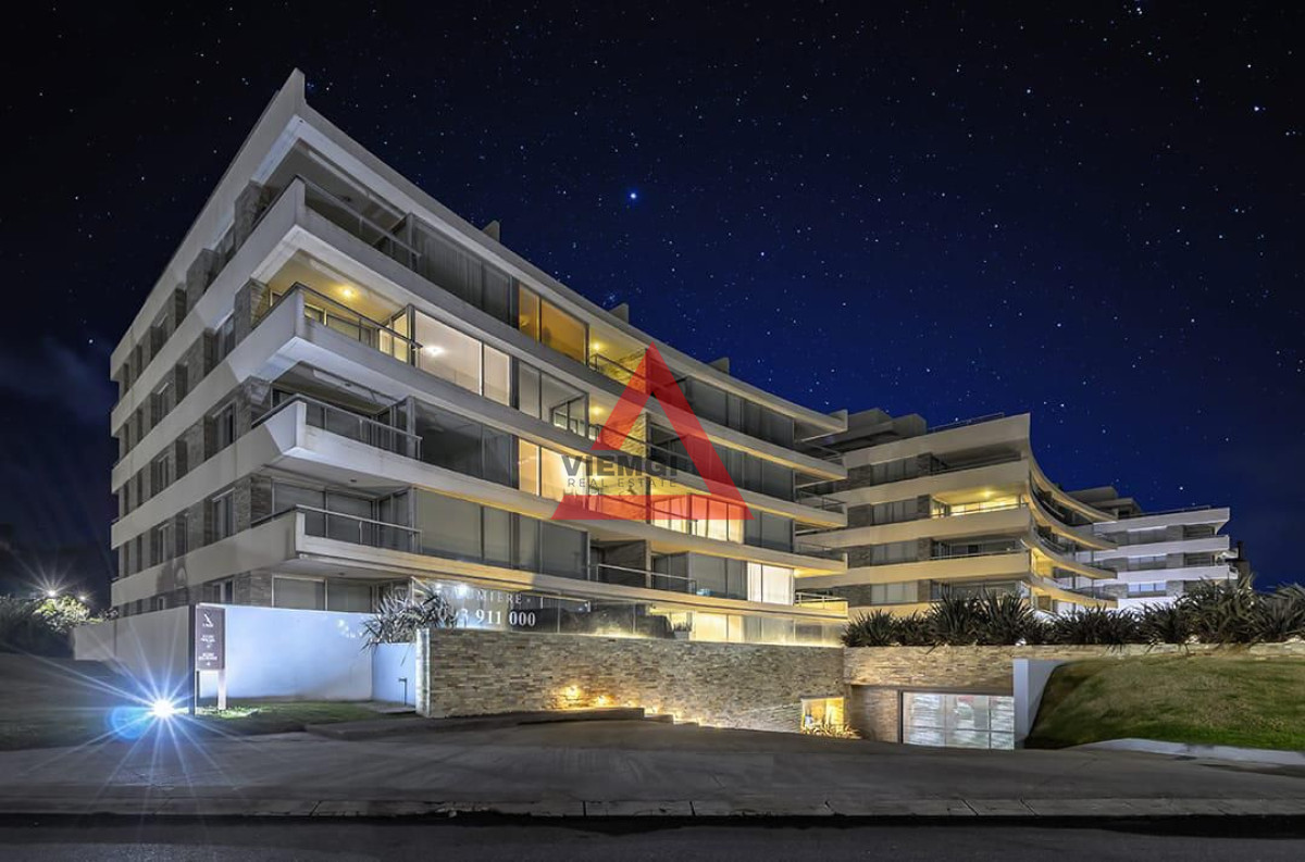 Apartamento ID.314 - Departamento de 2 suites + depedencia en venta Frente al mar.