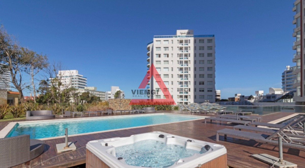 Apartamento ID.303 - Venta  2 dormitorios con vista al mar , Icon Tower Punta del Este