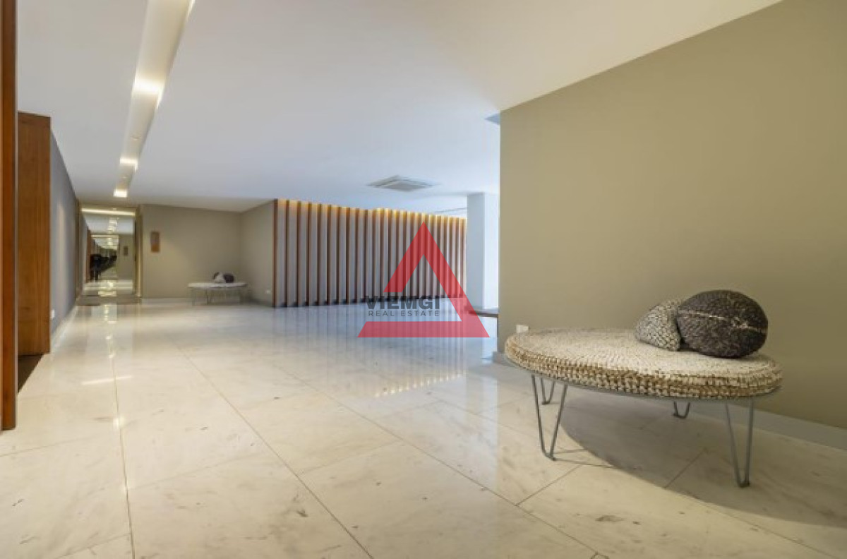 Apartamento ID.314 - Departamento de 2 suites + depedencia en venta Frente al mar.