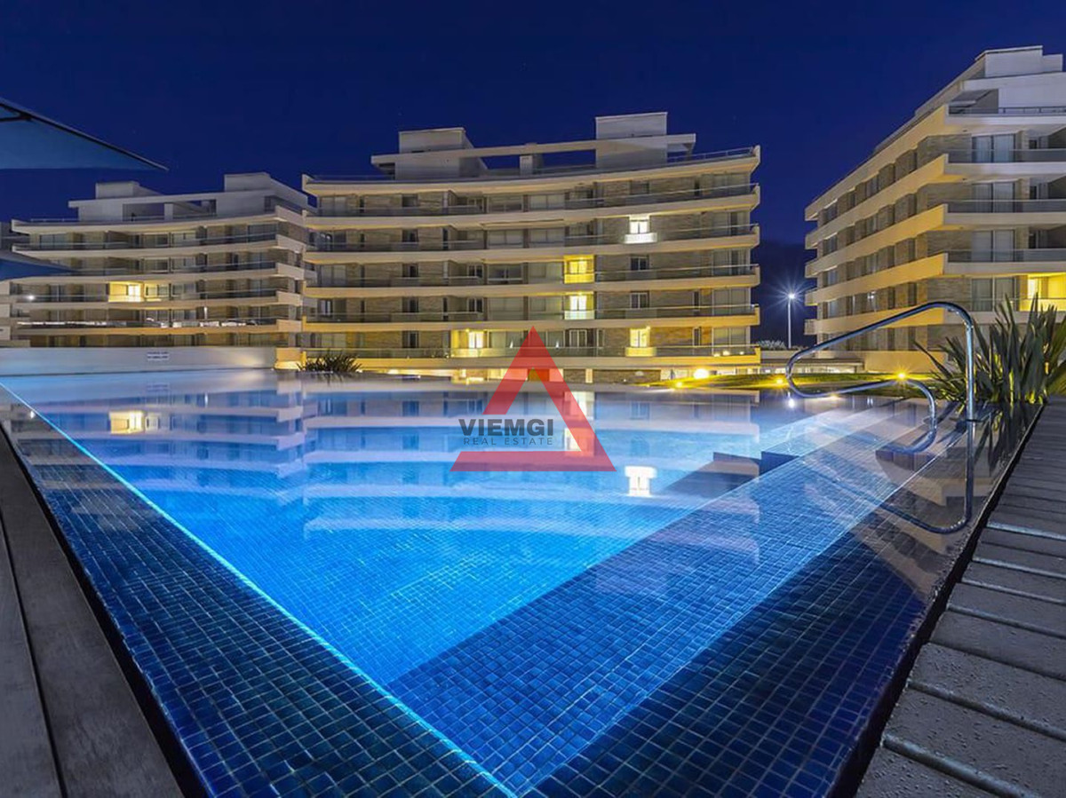 Apartamento ID.314 - Departamento de 2 suites + depedencia en venta Frente al mar.