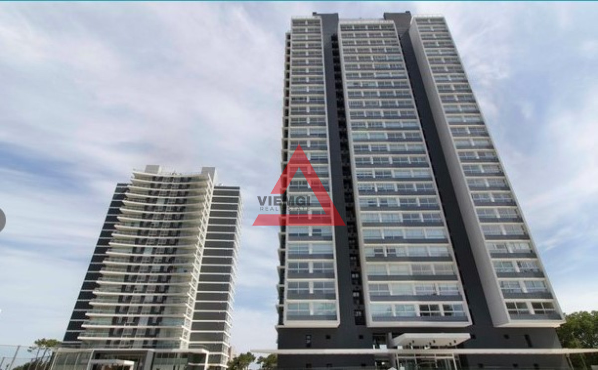 Apartamento ID.302 - En venta apartamento de 2 dormitorios en Punta del Este, agradable vista
