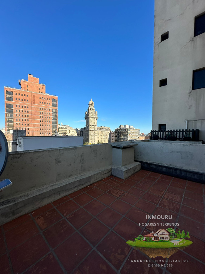 Oficina ID.350 - Oficina en Ciudad Vieja, excelente ubicación y vistas. VENTA O ALQUILER