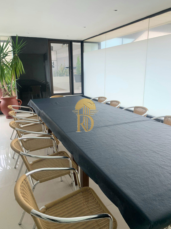 En venta apartamento de 2 mas dep. en Península, Punta del Este -id-635-22