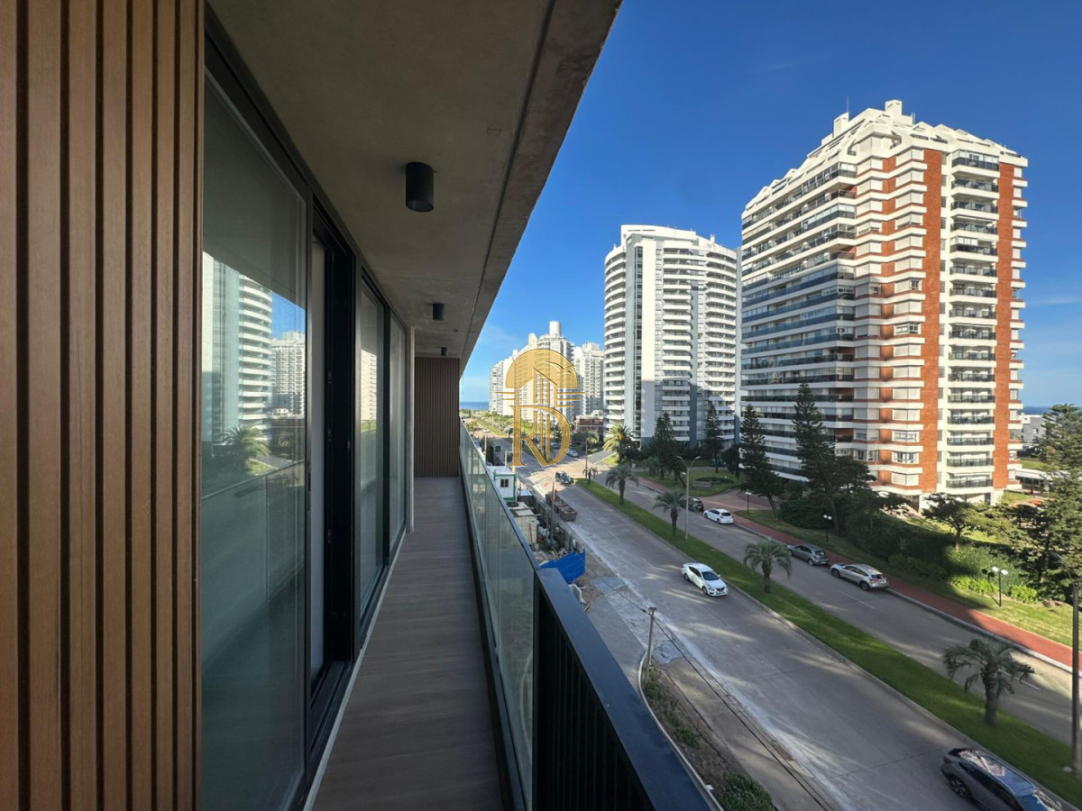 A estrenar, proxiimo a Playa Mansa y Playa Brava, Punta del Este, Torres del Este, Reventa -id-784-13