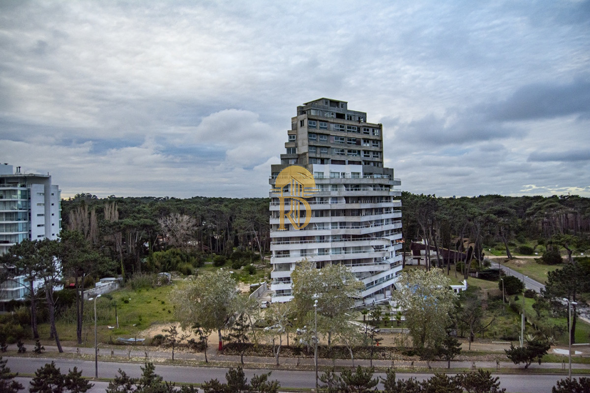 Departamento en venta en el edificio Ocean Drive -id-131-22