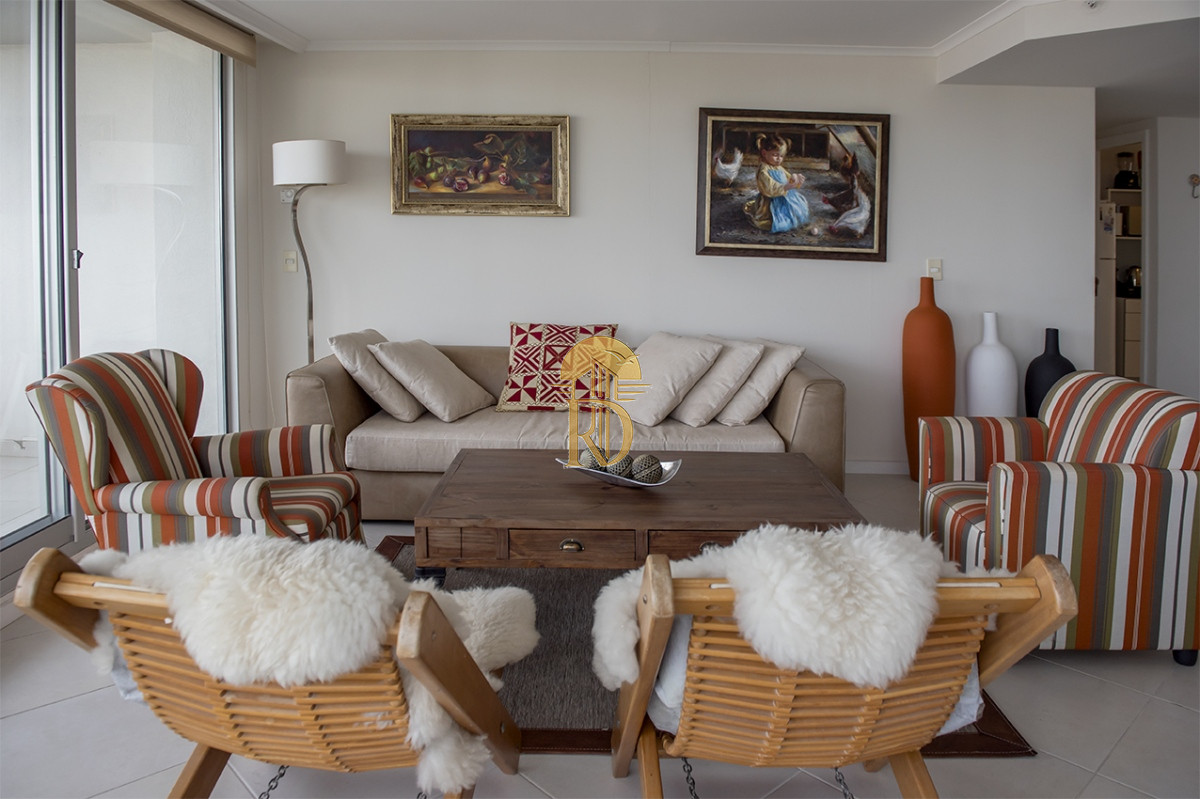 Se vende apartamento en ocean drive II de 3 dormitorios, Punta del Este -id-86-3