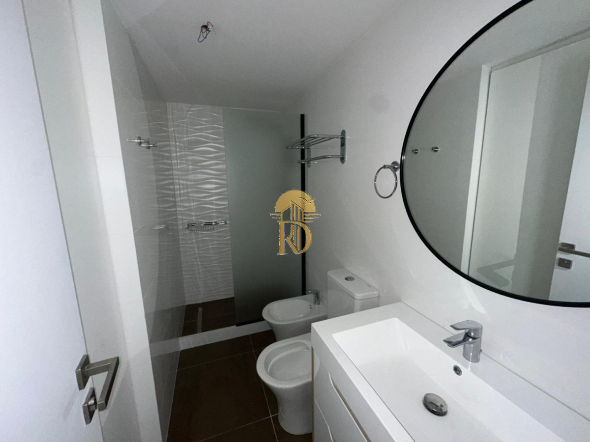 A estrenar, proxiimo a Playa Mansa y Playa Brava, Punta del Este, Torres del Este, Reventa -id-784-8