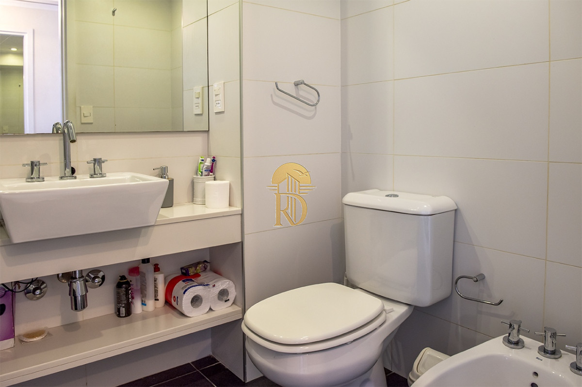 Se vende apartamento en ocean drive II de 3 dormitorios, Punta del Este -id-86-27