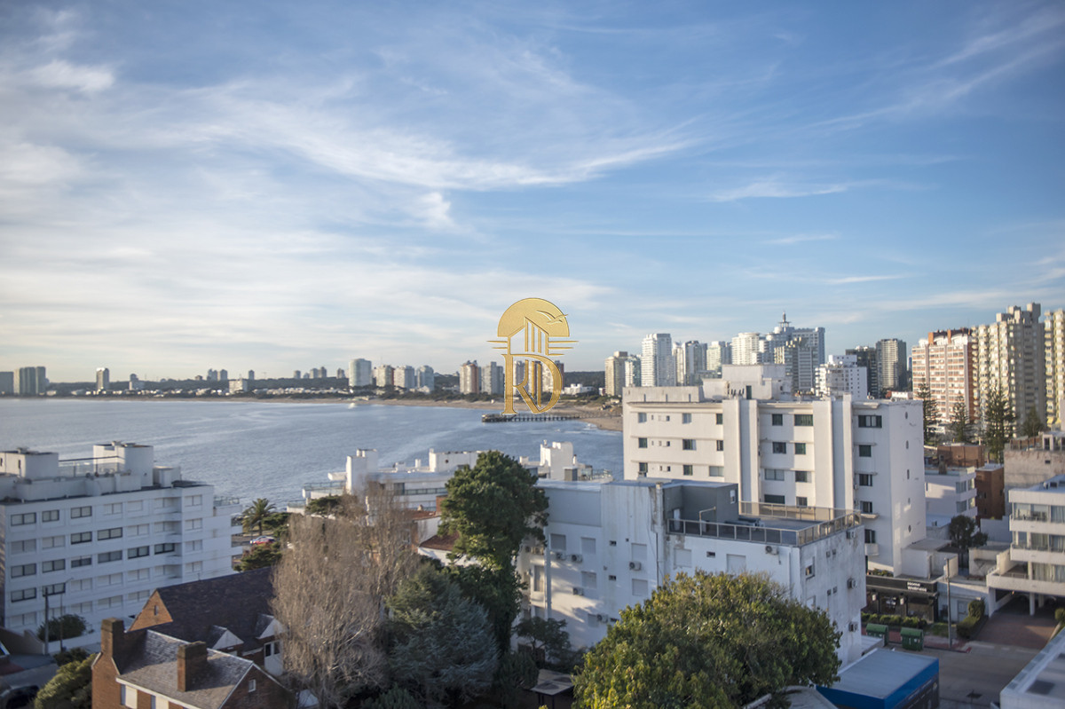 Vende departamento de 3 dormitorios con vista al Puerto, Punta del Este -id-207-27