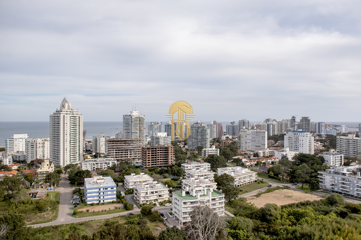 Se vende apartamento en ocean drive II de 3 dormitorios, Punta del Este -id-86-2