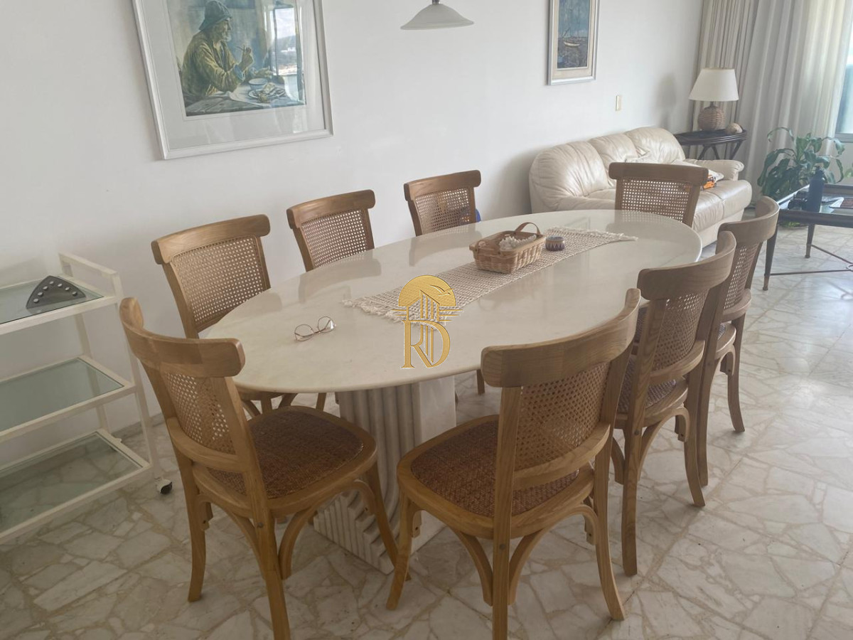 Vende departamento de 3 dormitorios con vista al Puerto, Punta del Este -id-207-4