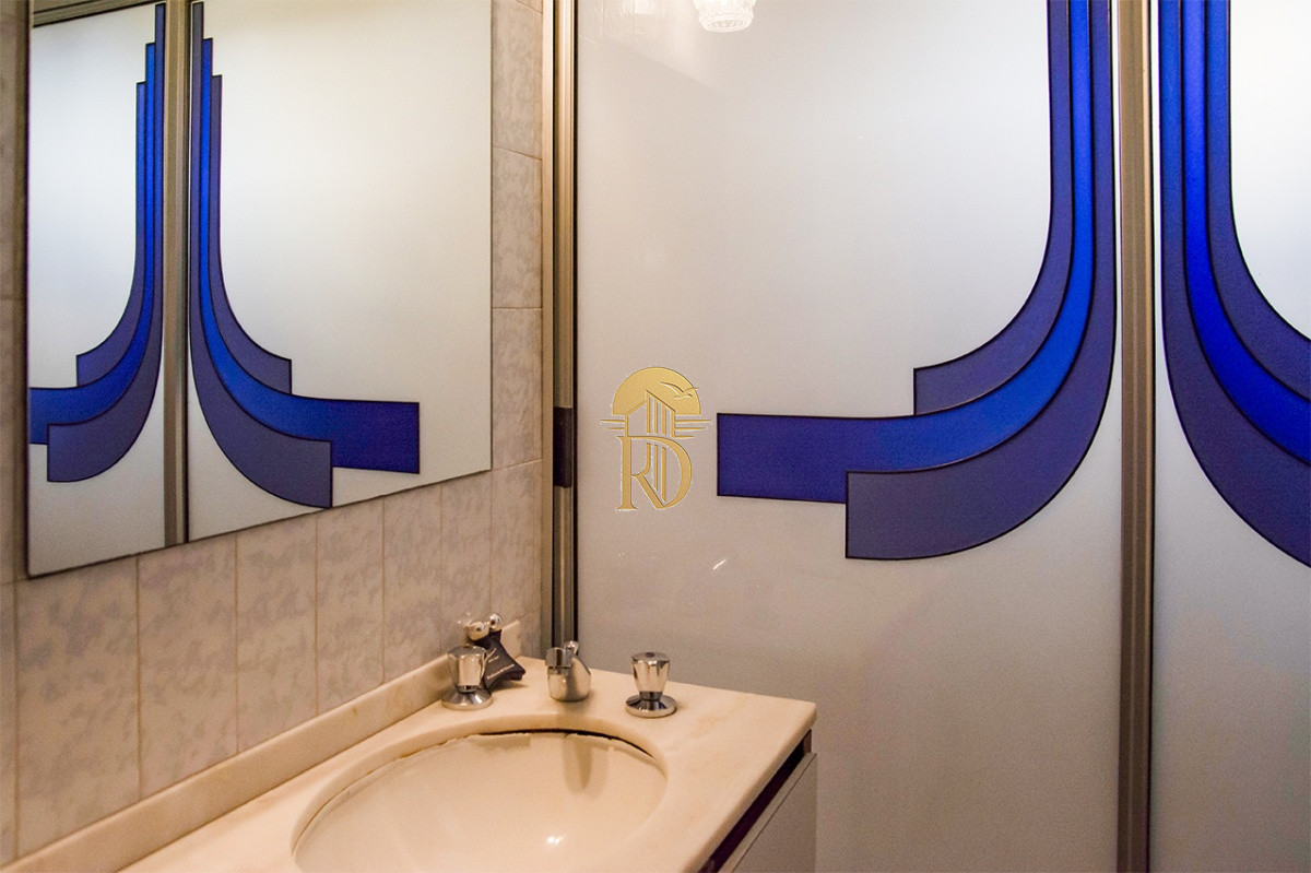 Apartamento en venta de 2 dormitorios en Parada 18 de Av. Roosevelt, Punta del Este -id-224-17