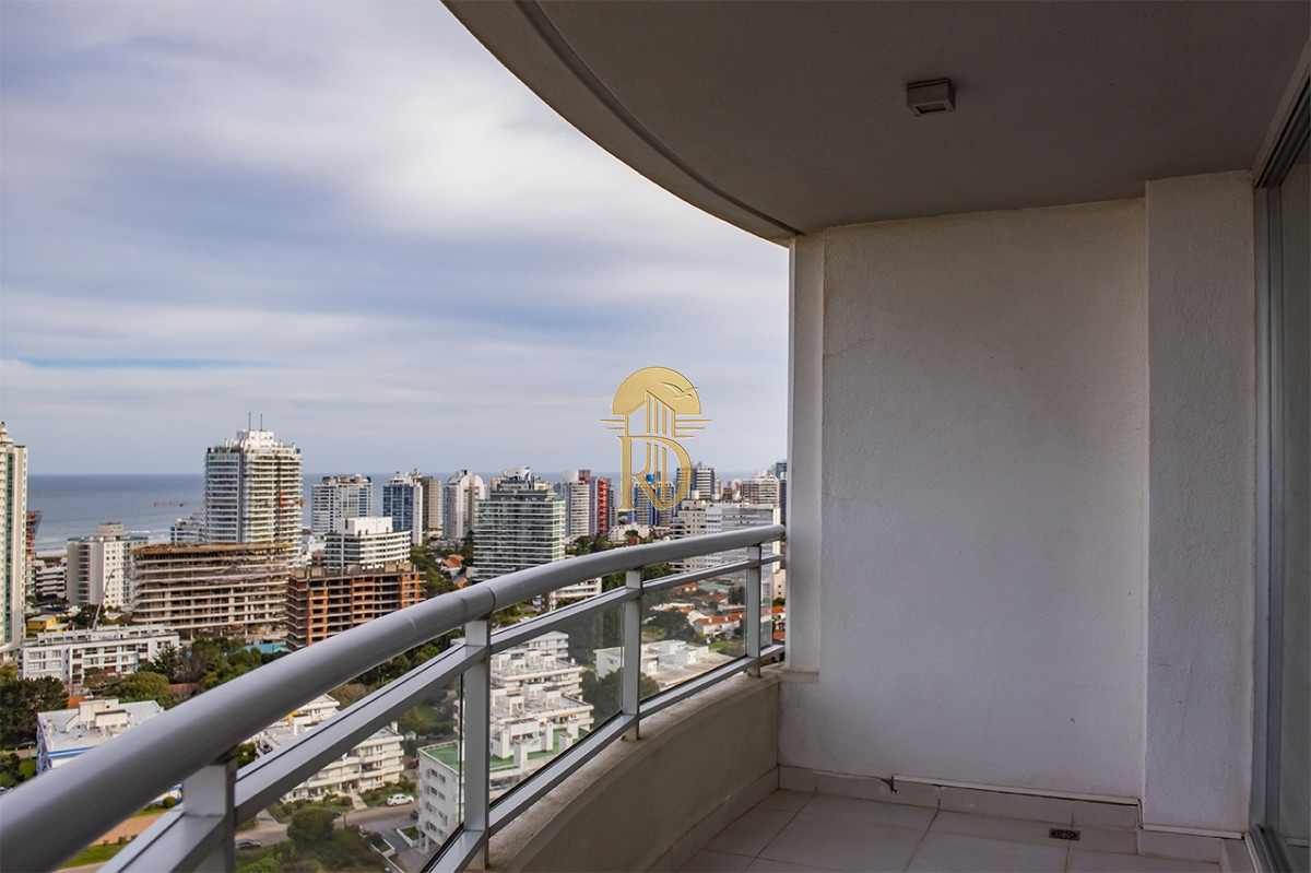Se vende apartamento en ocean drive II de 3 dormitorios, Punta del Este -id-86-1