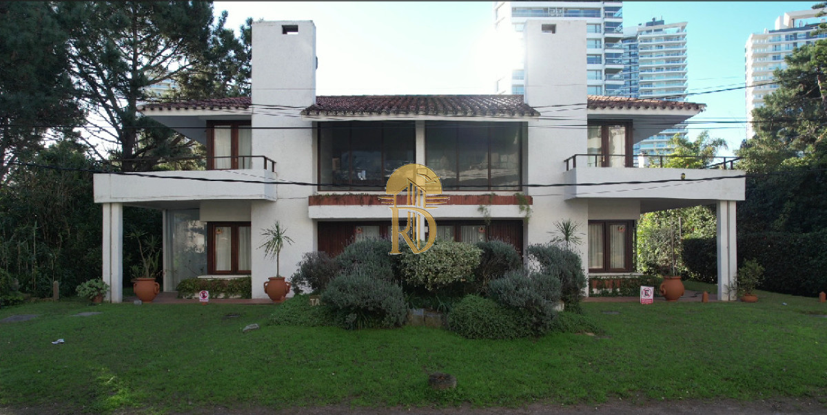 2 chalet apareados en venta proximo al mar, Playa Brava -id-780-6
