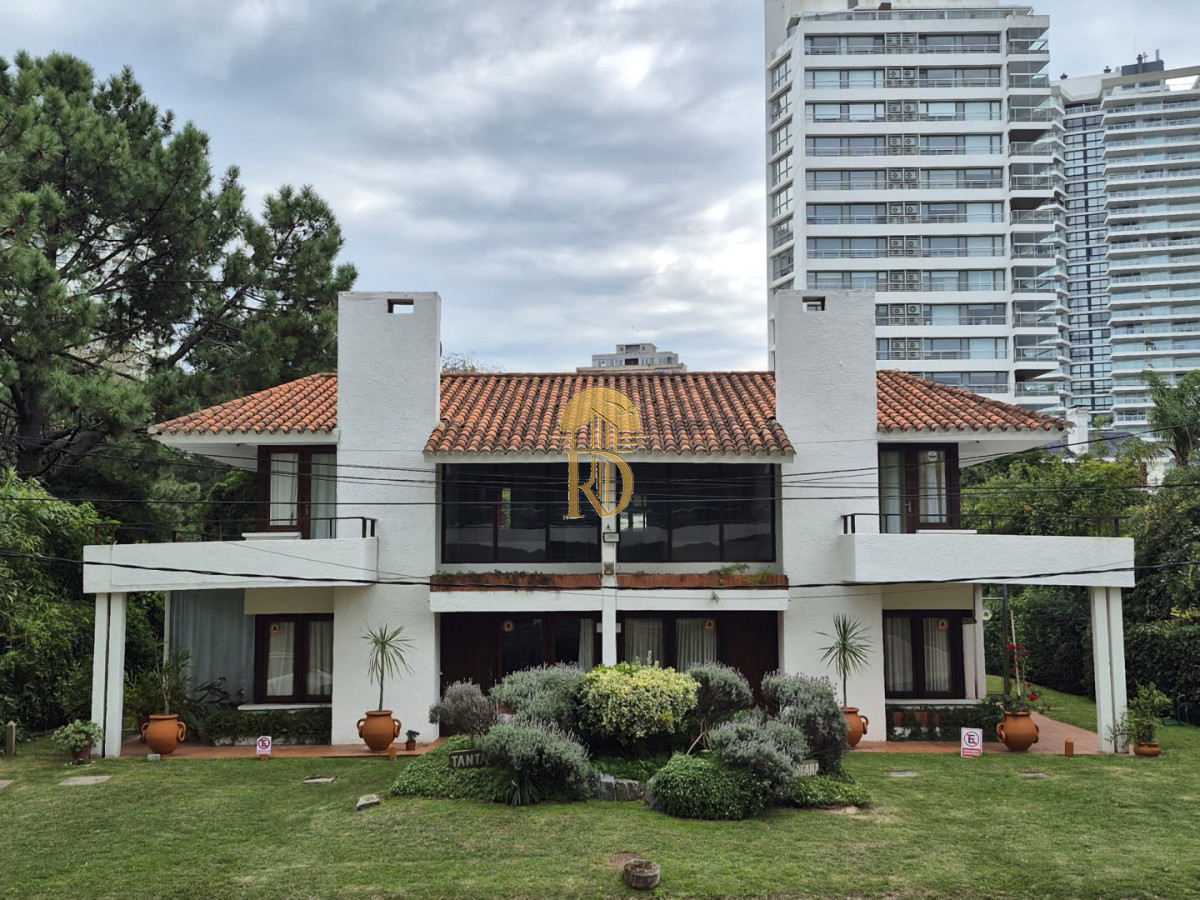2 chalet apareados en venta proximo al mar, Playa Brava -id-780
