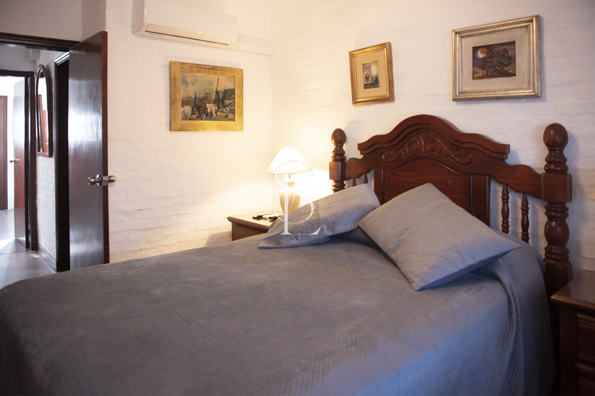 Casa ID.267 - Muy linda casa en venta, zona inmejorable, 3 dormitorios y servicio