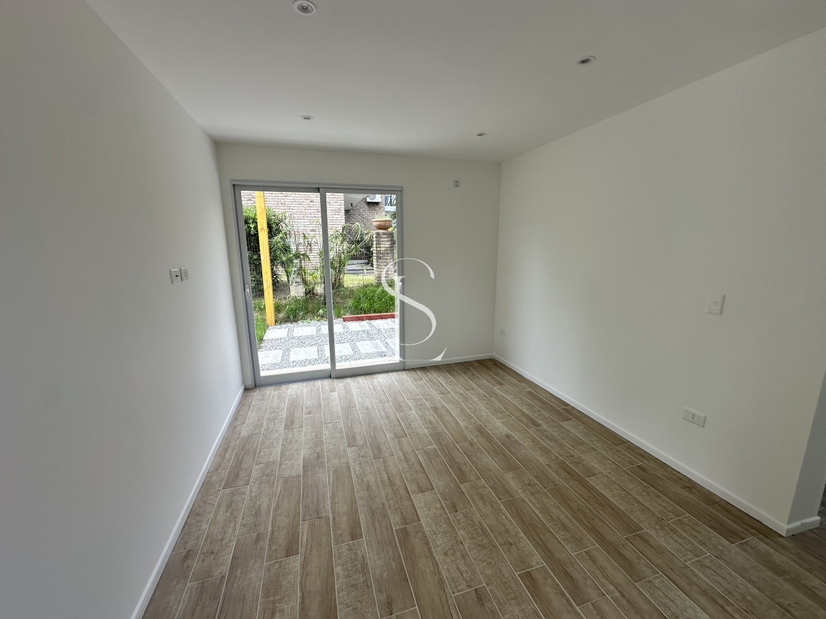 Casa ID.112 - Vende casa de 3 dormitorios a estrenar