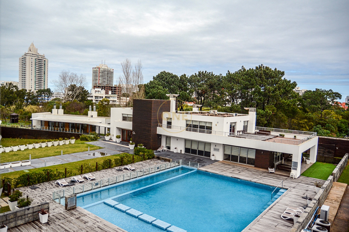 Apartamento ID.2227 - Departamento de 3 dormitorios en venta en Ocean Drive. 