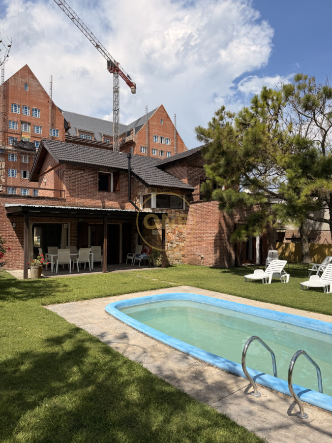 Casa ID.2136 - Vende hermosa casa en san rafael , cerca del mar, Punta del Este