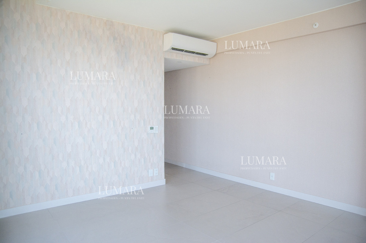 Apartamento ID.2845 - Espectacular planta en LE PARC III, Esquinero en venta
