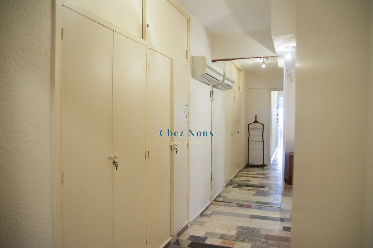 Apartamento ID.697 - Departamento de 3 dormitorio con parrillero en venta , ultimo piso frente al mar, Punta del Este