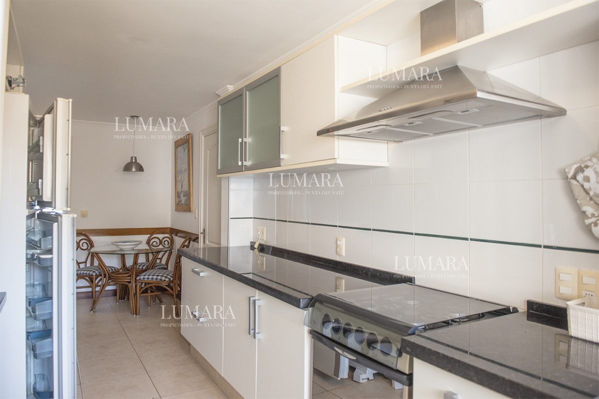 Apartamento ID.2740 - En venta Elegante apartamento en San Rafael, Punta del Este