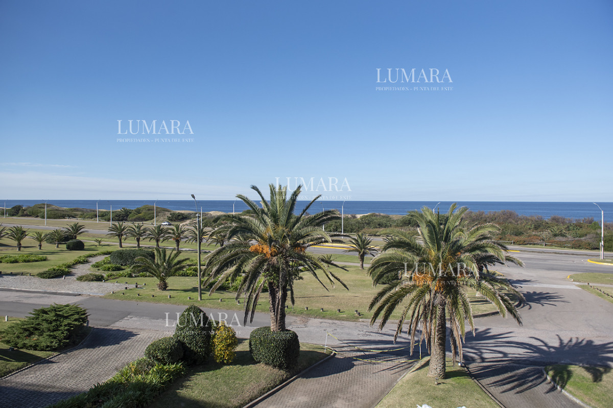 Apartamento ID.2740 - En venta Elegante apartamento en San Rafael, Punta del Este