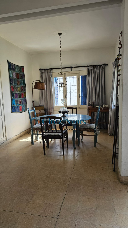 Casa ID.640 - Importante residencia frente al mar en venta.