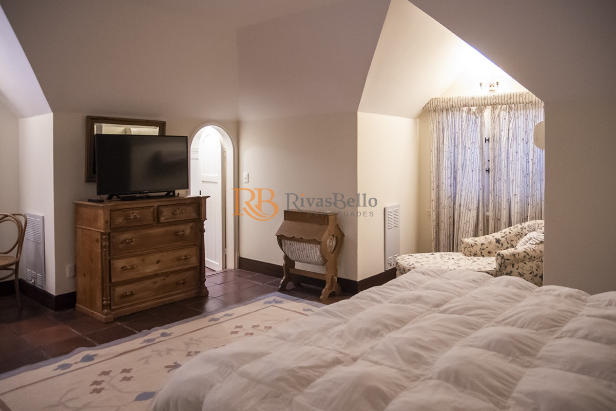 Casa ID.40 - Golf Casa 5 Dormitorios en Suite Muy amplio terreno