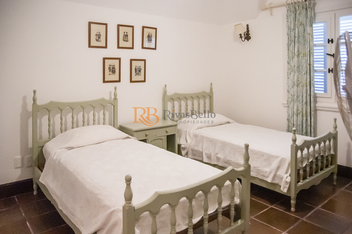 Casa ID.40 - Golf Casa 5 Dormitorios en Suite Muy amplio terreno