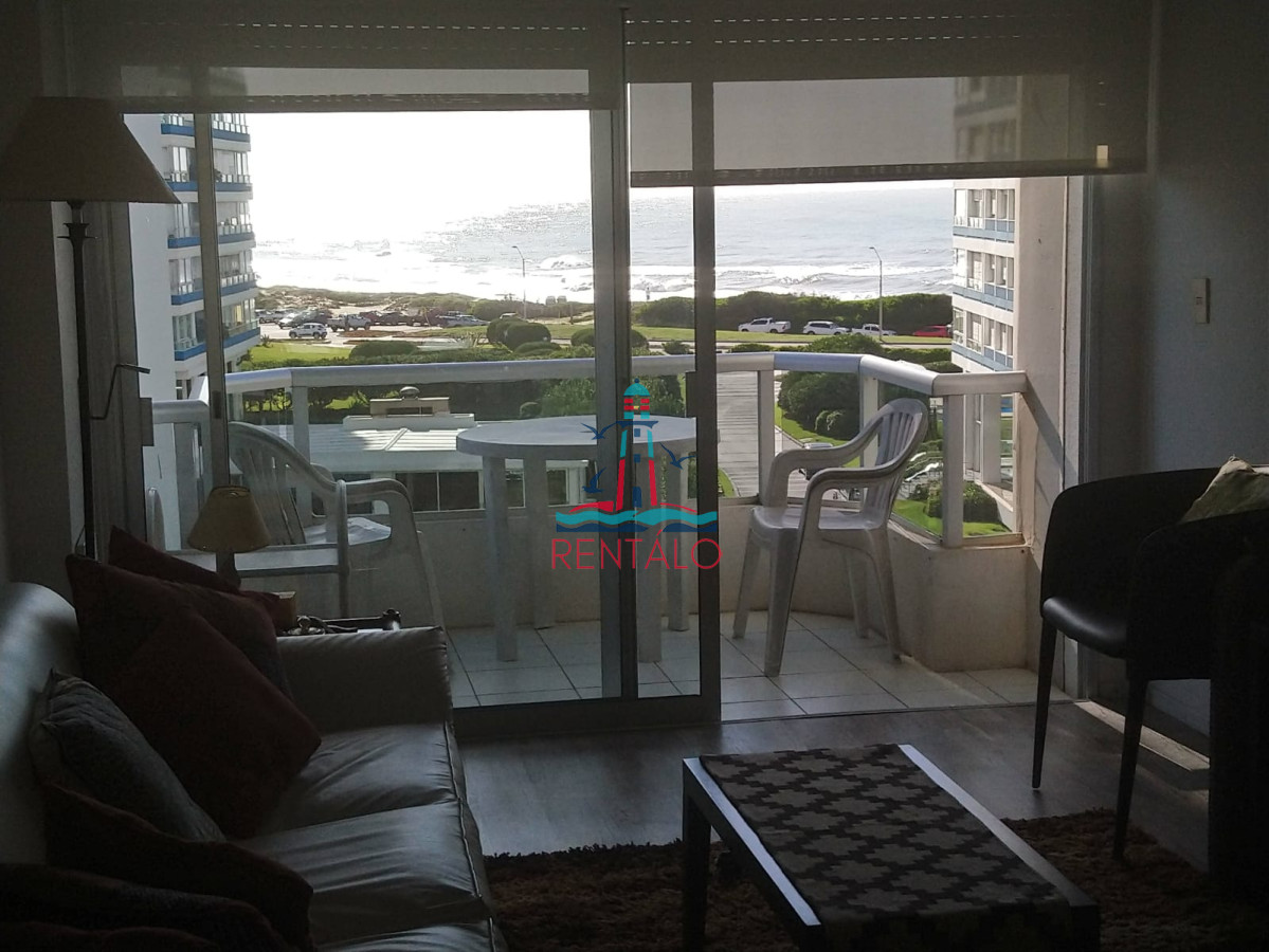 Apartamento ID.499 - Apartamento en venta  de 3 dormitorios en Edificio Torre Marina, Punta del este 