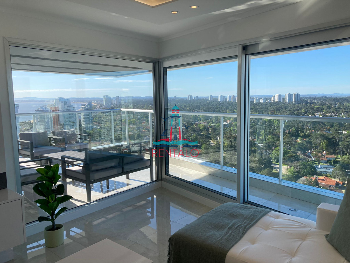 Apartamento ID.338 - Penthouse en punta del este en venta 4 dormitorios