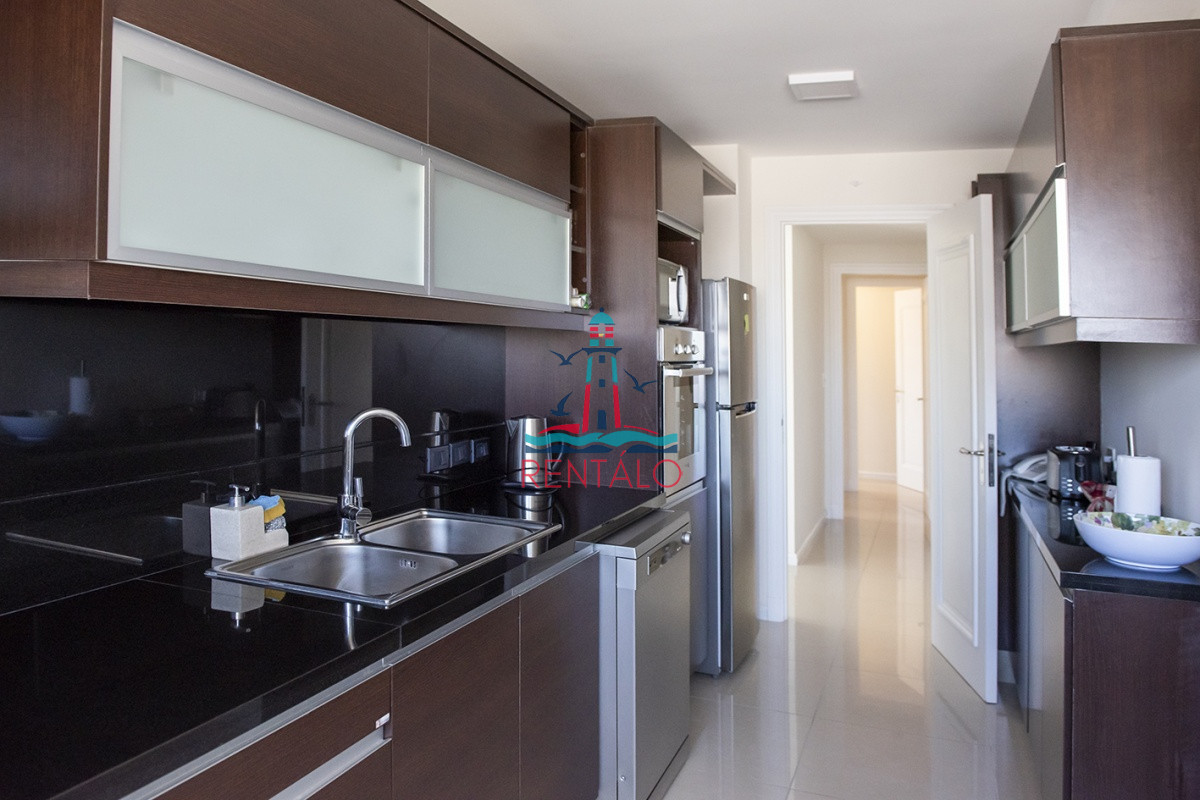 Apartamento ID.346 - Apartamento de 2 dormitorios en Torre Imperiale , Punta del este , Playa Brava 