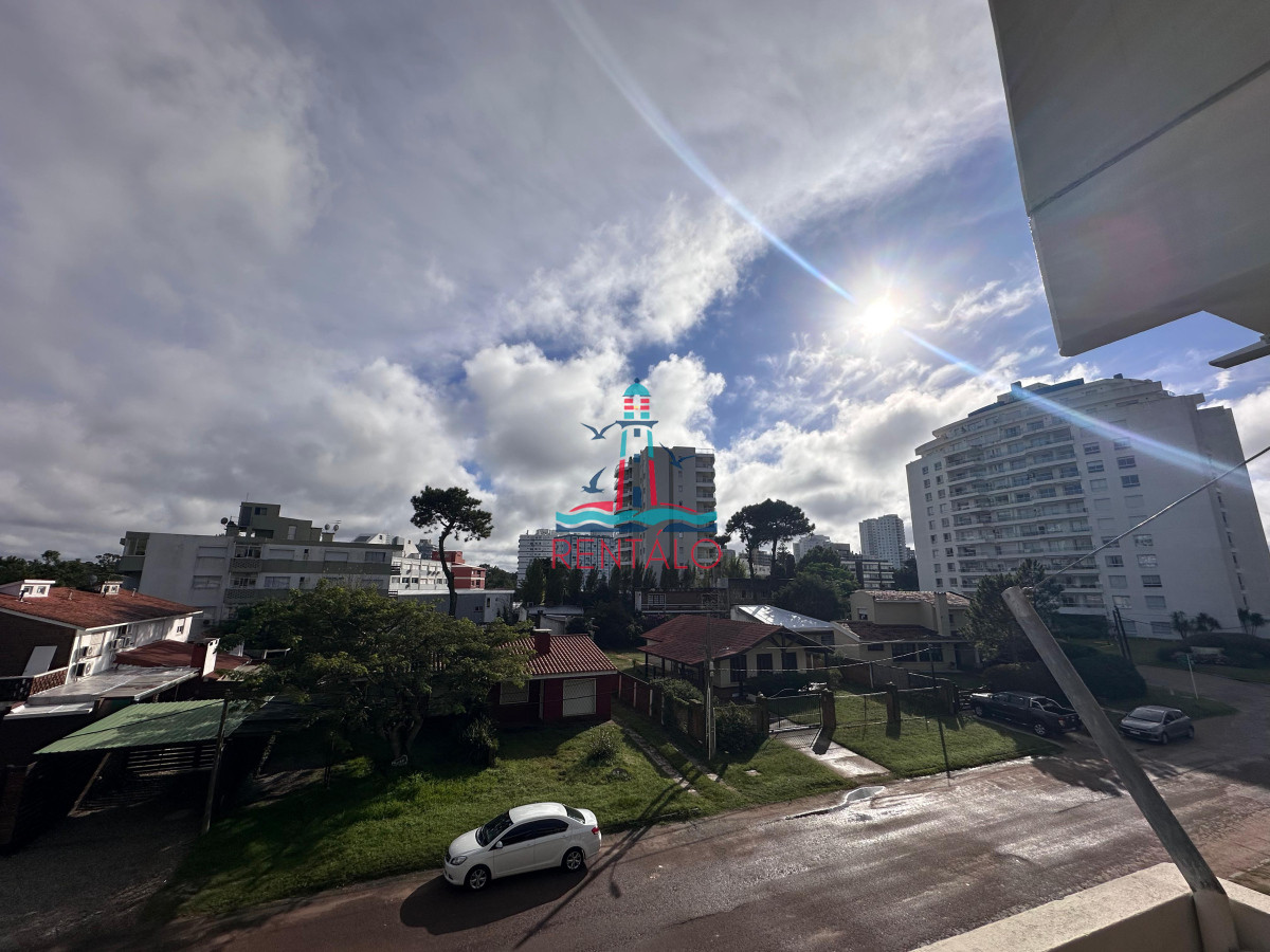 Apartamento ID.180 - Apartamento en venta 2 dormitorios en Punta del Este 2 baños