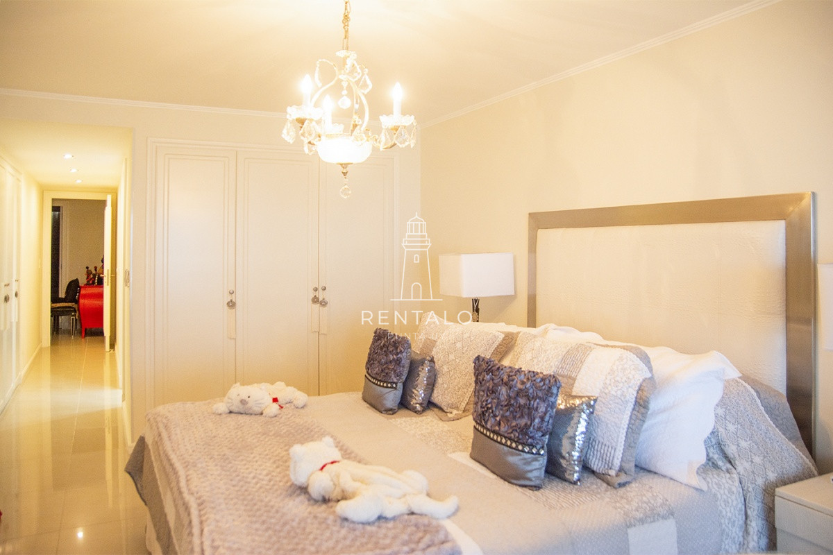 Apartamento ID.348 - Hermoso departamento en edificio Imperiale en alquiler, 3 dormitorios en suite