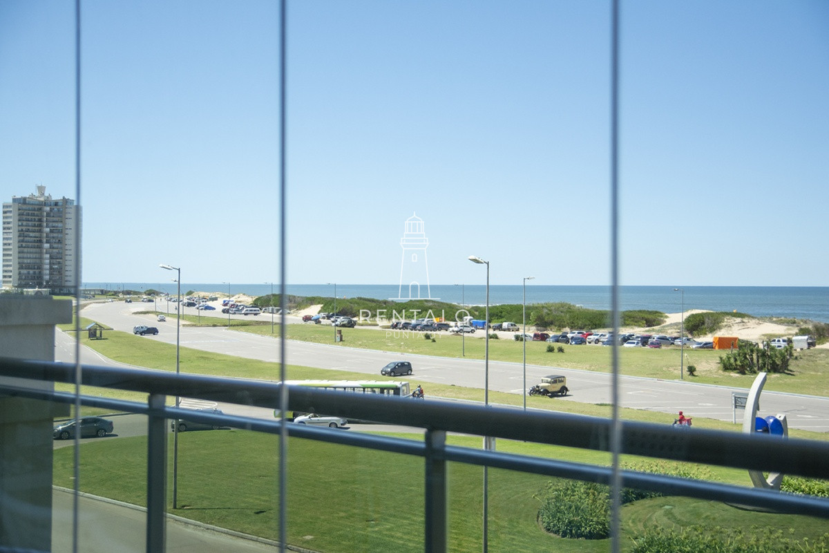 Apartamento ID.348 - Hermoso departamento en edificio Imperiale en alquiler, 3 dormitorios en suite