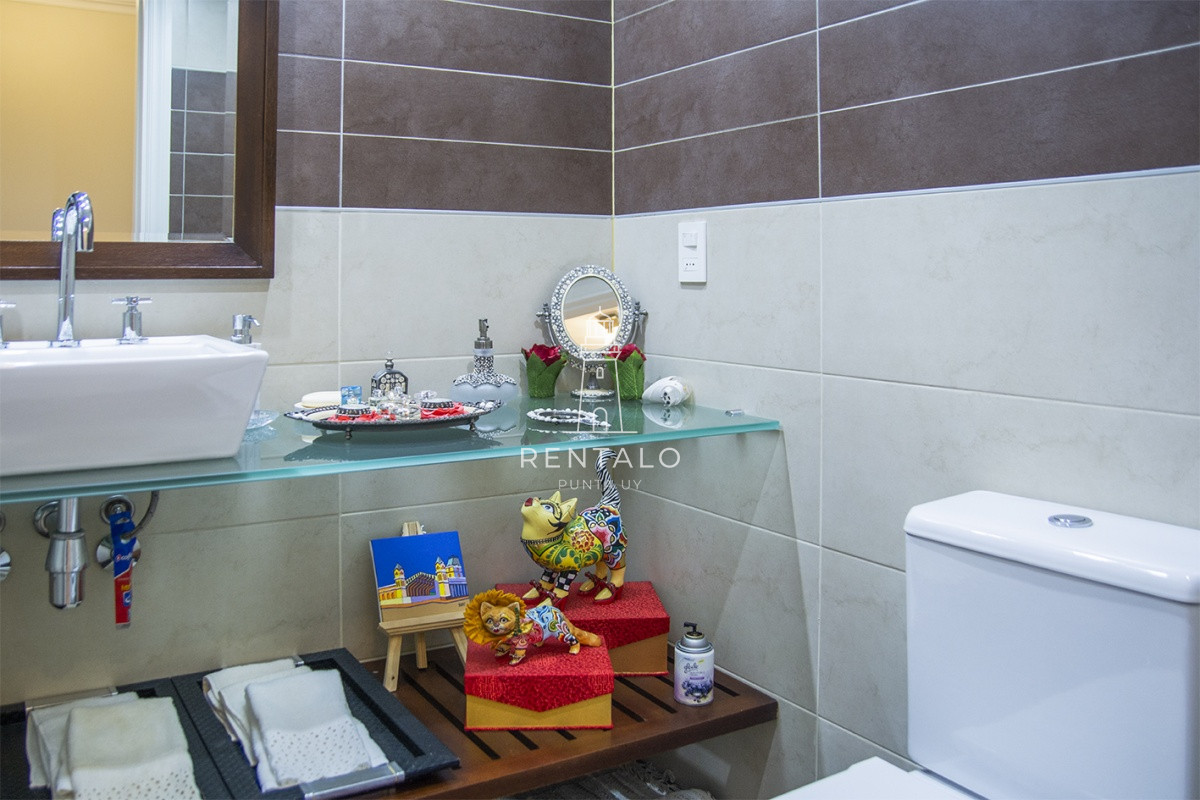 Apartamento ID.348 - Hermoso departamento en edificio Imperiale en alquiler, 3 dormitorios en suite