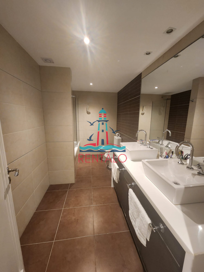 Apartamento ID.347 - Torre Imperiale Punta Del Este, Departamento de 3 dormitorios