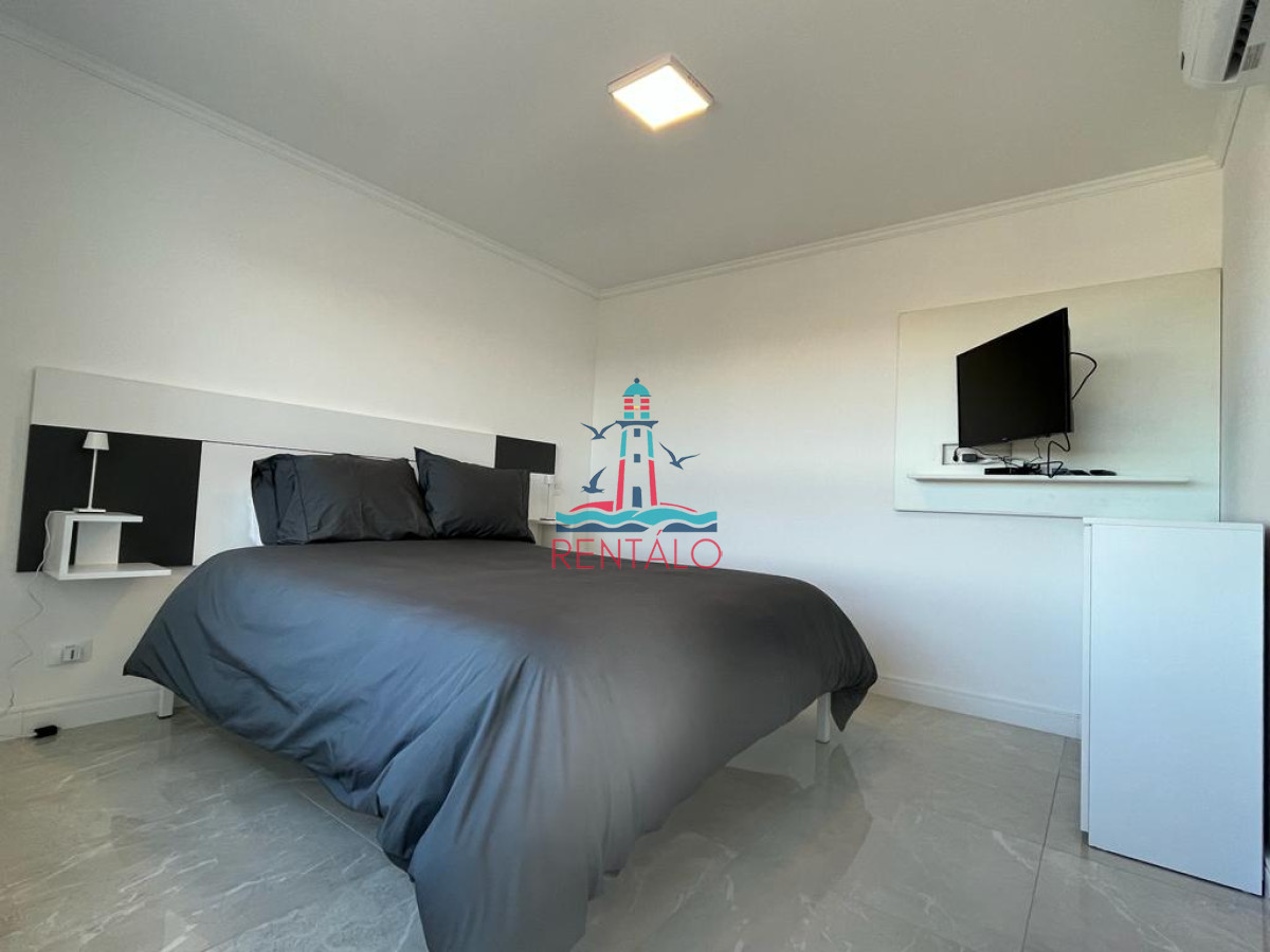 Apartamento ID.338 - Penthouse en punta del este en venta 4 dormitorios