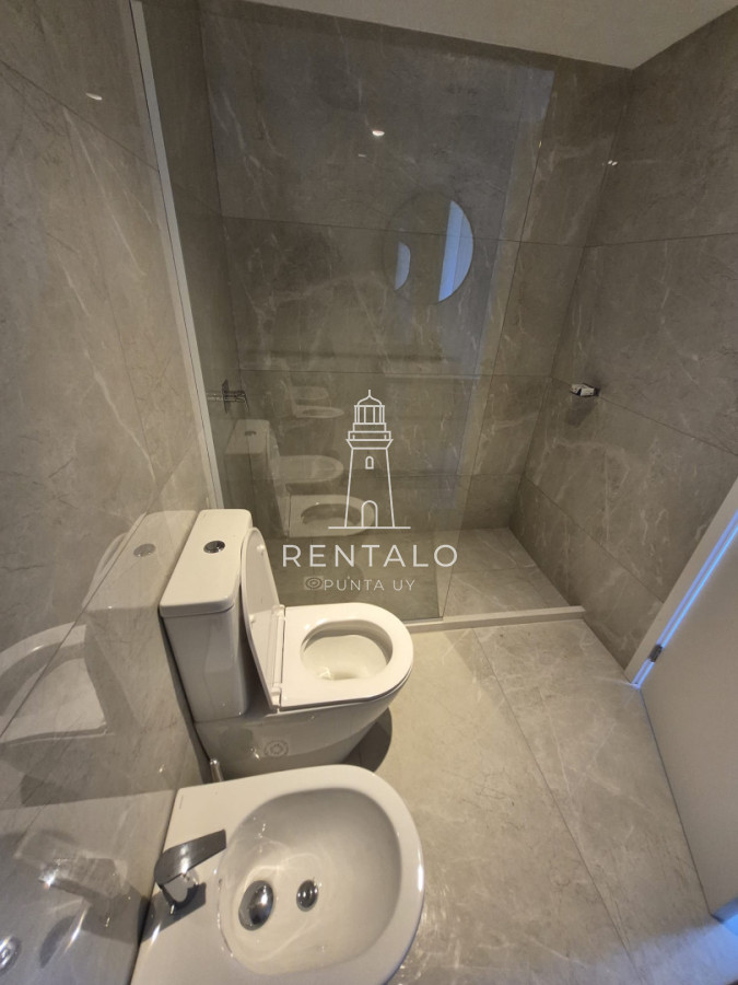 Apartamento ID.848 - Apartamento en alquiler anual de 2 dormitorios en punta del este full amenities