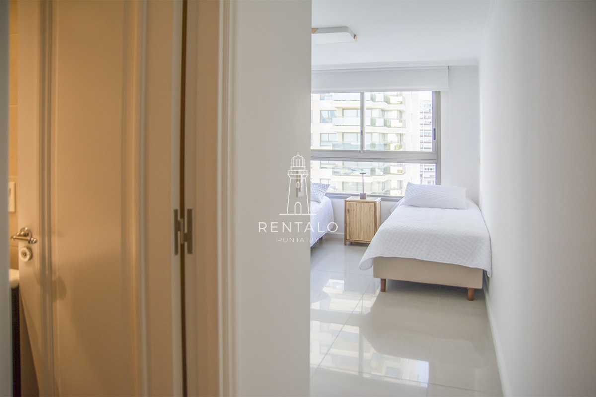 Apartamento ID.347 - Torre Imperiale Punta Del Este, Departamento de 3 dormitorios