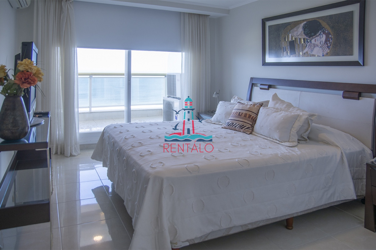 Apartamento ID.339 - Departamento de 3 dormitorios en venta con vista directa al mar, Torre Le Jardin , Punta del Este 